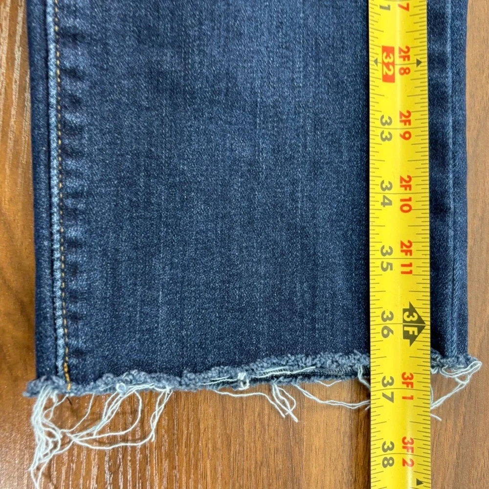 Levis 724 High Rise Straight Jeans 26x27 Dark Wash Raw Hem 18883-0151‎ Womens